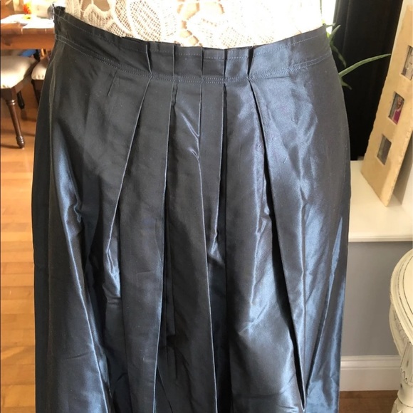 Max Studio Leon Max 100% silk coat & skirt NWT - Picture 9 of 13